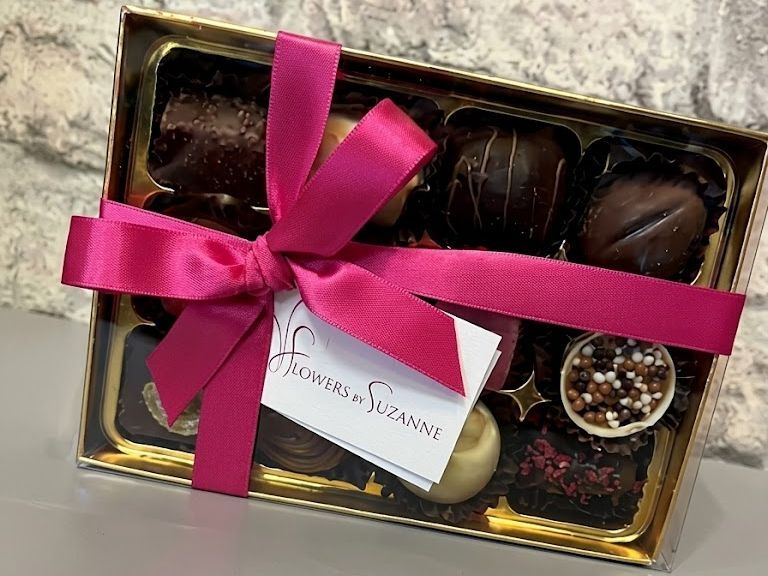 Delightful Floral Chocolate Treats for Every Occasion