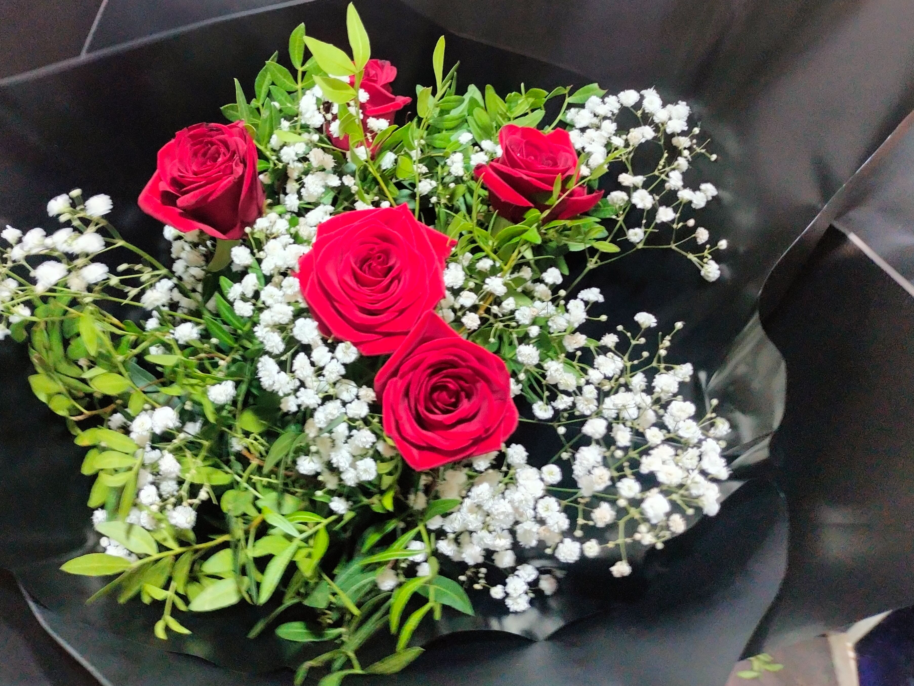 Vibrant Red Roses Bouquet for Every Occasion