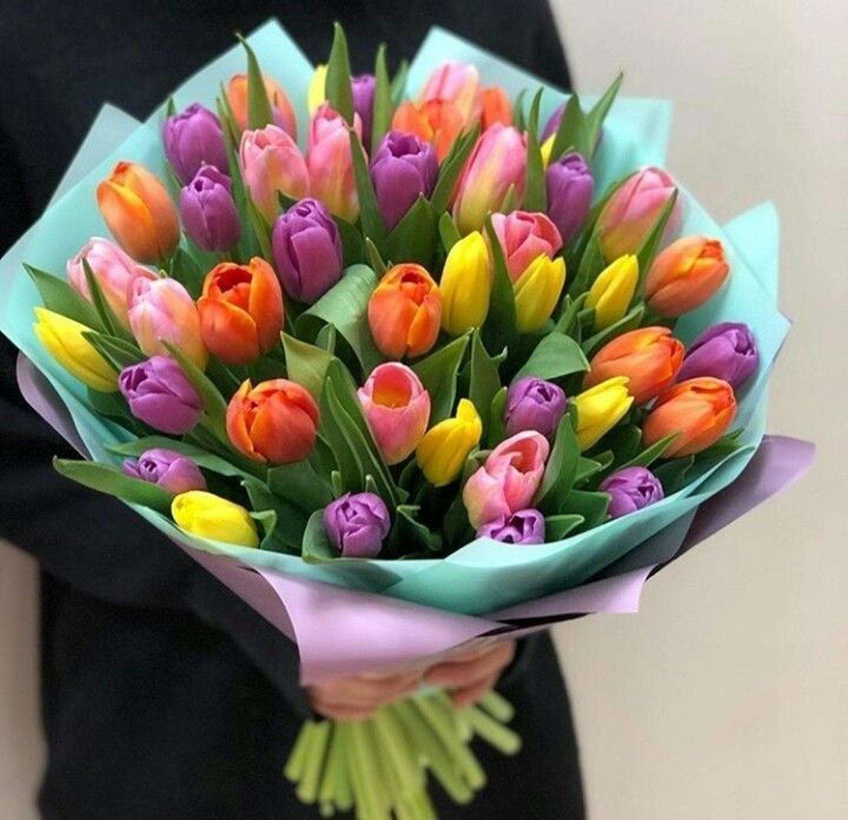 Vibrant Tulips Sensation Bouquet for Every Occasion